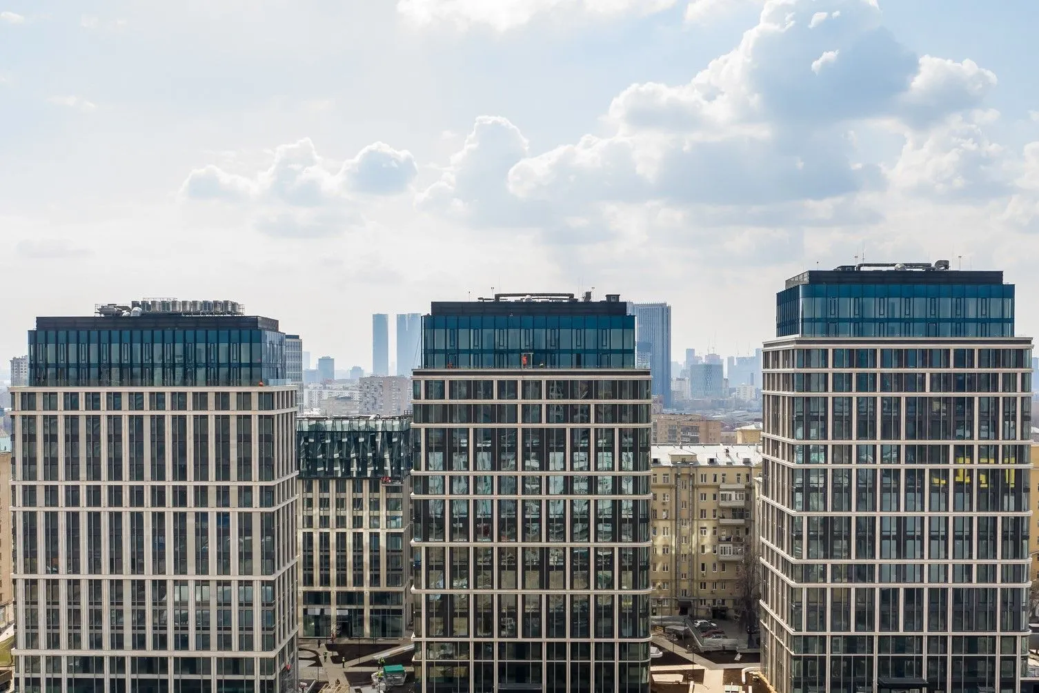Апрель 2023